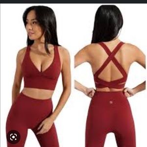 Alpha Buffbunny Vineyard Red Sports Bra Size M